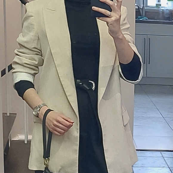 Zara Linen Blend Blazer in good condition - Picture 2 of 2